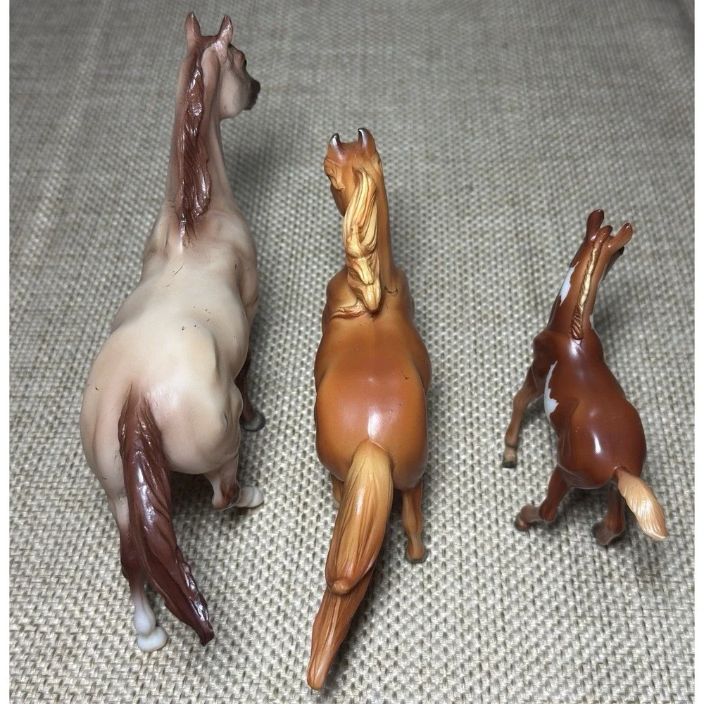 Breyer Molding‎ Co Horse Lot Mare Vindicator Equestrian Horses Toys Pretend Play